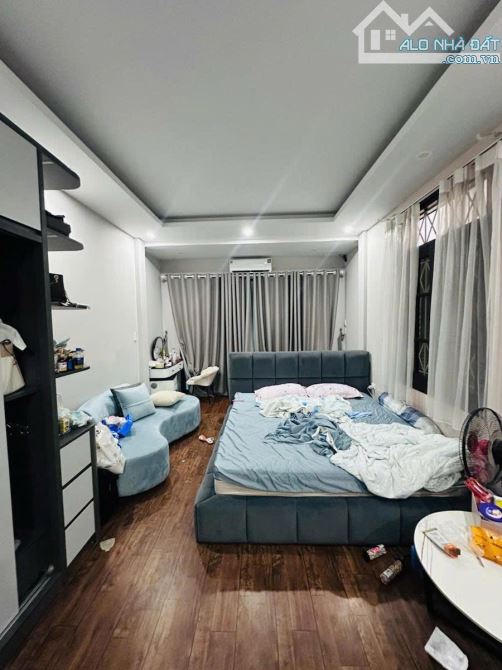 Bán Nhà Lạc Long Quân 5 Tầng Thang Máy - DT 60M²×5 Tầng Thang Máy ÔTô Đỗ Cửa - Kinh Doanh - 2