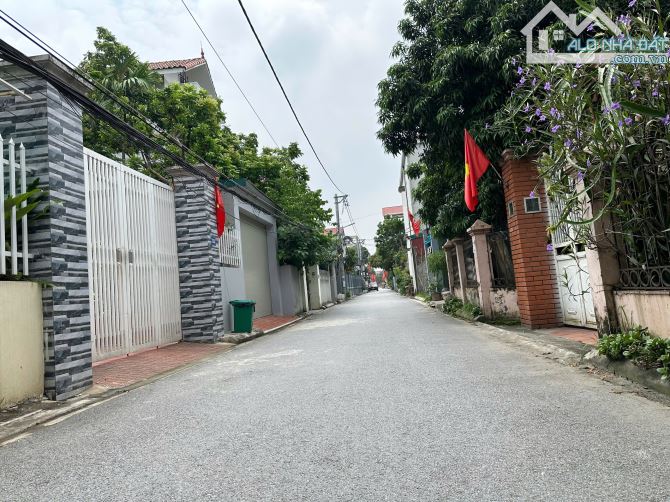 🔥 BÁN GẤP LÔ ĐẤT  SẴN 5 PHÒNG TRỌ – GẦN CẦU THĂNG LONG – DÒNG TIỀN SẴN  💸 📐 Diện tích 1 - 2