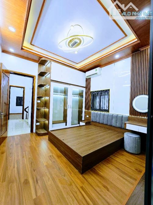 HẠ ĐÌNH- THANH XUÂN- NHÀ ĐẸP DÂN XÂY- 2 THOÁNG TRƯỚC SAU- 10M RA ÔTÔ- FULL 99% NỘI THẤT - 2