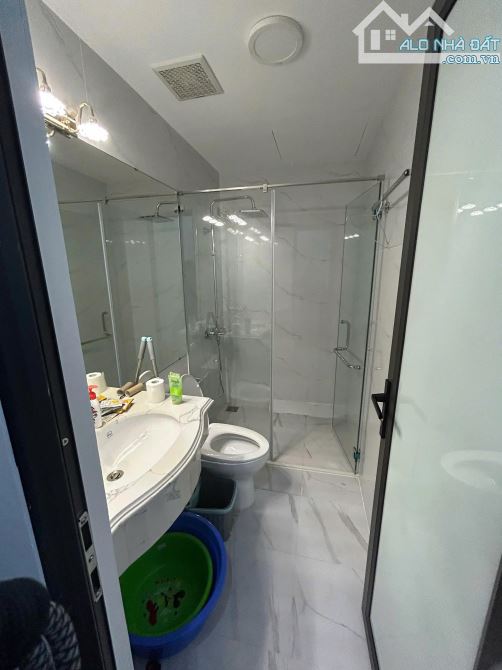 Cho thuê nhà Hoàng Quốc Việt – Cầu Giấy DT 65m x 5 tầng, ngõ 3 ôtô giá 21tr/th - 2