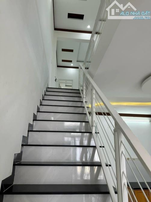 NHÀ 3 PHÒNG NGỦ HẺM A7 PHẠM NGŨ LÃO: 2.95 tỷ - 2