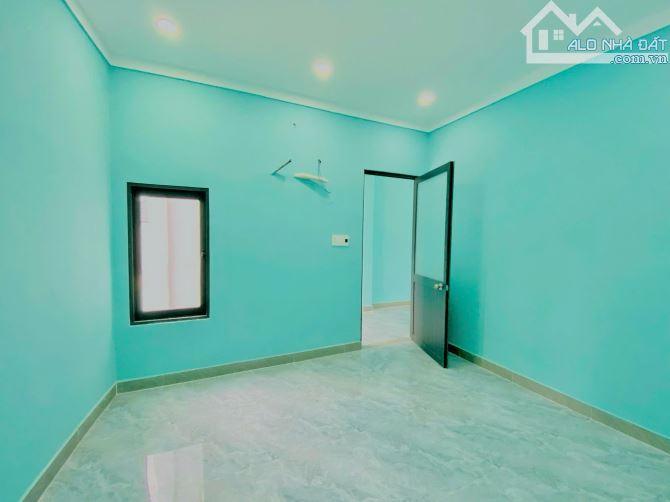 Bán nhà 1 trêt,1 gác lững đúc kiên cố,diện tích 70m2,giá bán 1 tỷ 650 triệu,có bơt - 2