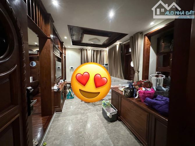 Bán Gấp Mặt Tiền  Khu Phan Xích Long -Cù Lao -8*14m- 4Tầng - Gía : 55Tỷ giảm về 48Tỷ - 2