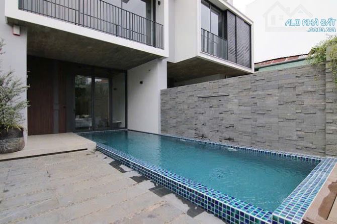 Bán gấp biệt thự Mặt tiền Bùi Tá Hán, Q2 - DT: 8x20m hầm 3 tầng - giá bán 40 tỷ - 2