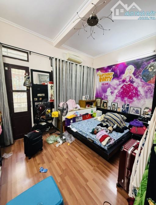 NHÀ MẶT NGÕ ĐÀO TẤN- 2 THOÁNG- NGÕ THÔNG - KINH DOANH hay Ở ĐỀU ĐỈNH - KHU VĂN MINH, DÂN T - 2