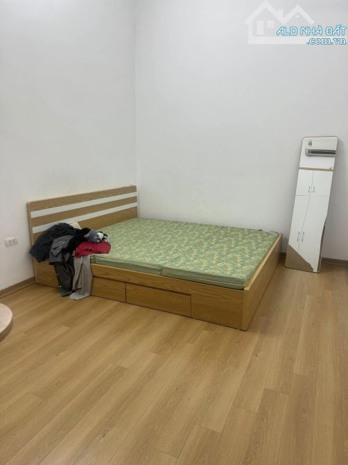 Nhà đẹp 3 tầng, 35m, ở sướng, kinh doanh đỉnh cao, Giải Phóng (gần trường ĐH Kinh Tế) - 2