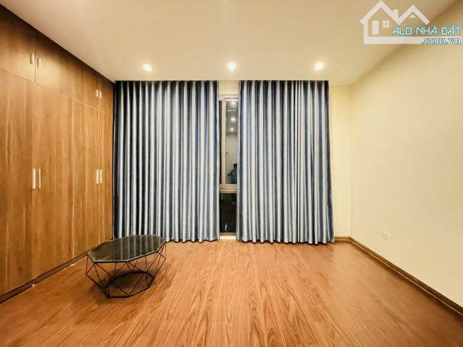 LỜI GIẢI CHO BÀI TOÁN GIÁ RẺ KHU TRUNG TÂM CHỈ 180TR/M2 KIM NGƯU , 52M² , NHÀ ĐẸP Ở NGAY ,