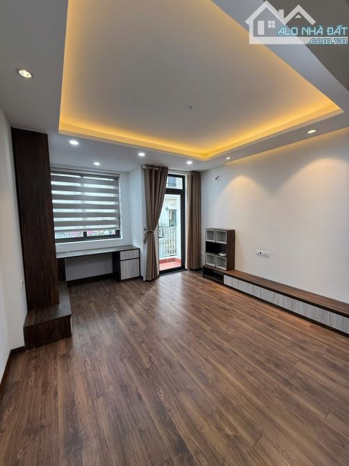Bán nhà phúc đồng, khu 918, đường oto tránh vỉa hè đẹp - 2