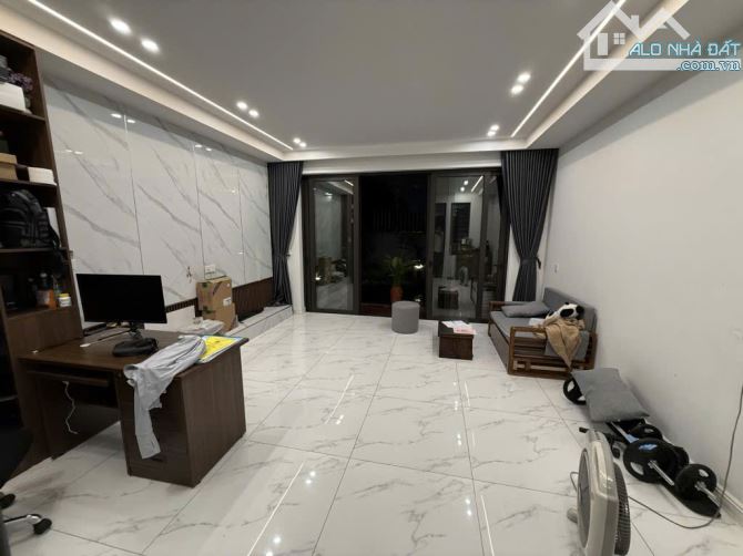 Bán nhà Phúc Lợi ,Long Biên, phân lô, vỉa hè, ô tô tránh,kinh doanh 92m2 nhỉnh 20 tỷ - 2