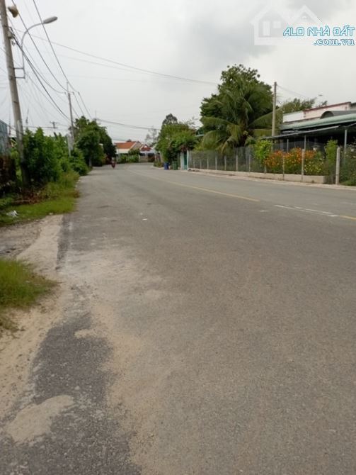 BÁN GẤP LÔ ĐẤT SIÊU RẺ 20.500 M2 - CÂY TRÔM MỸ KHÁNH - PHƯỚC HIỆP CỦ CHI - CHỈ 11.1 TỶ - 2