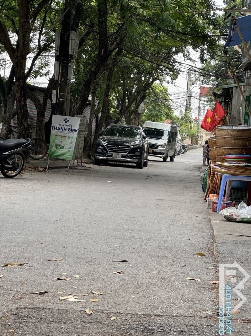 BIỆT THỰ 4T MP AN DƯƠNG VƯƠNG TÂY HỒ DT KHỦNG 170M2 MT 8M GIÁ MỀM 36 TỶ Ô TÔ ĐỖ NGÀY ĐÊM. - 2