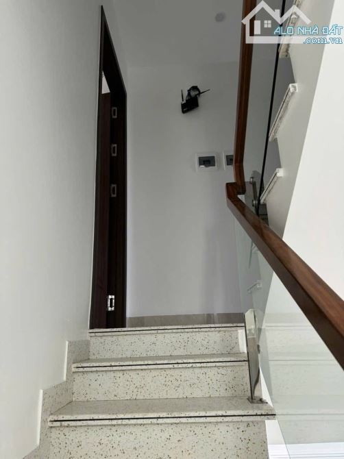 Bán Nhà ,Ngô Gia Tự, Đằng Lâm, Hải AN.8,5 tỷ. 4 tầng, Diện Tích 78m2, Đường 16 m. - 2