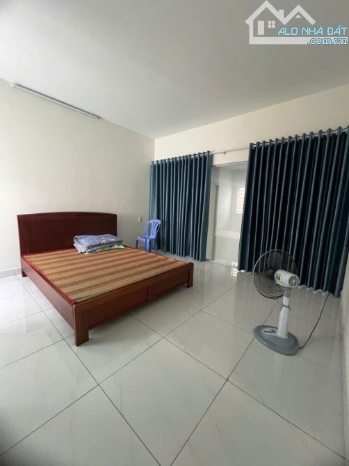 🤩nhà 1/ sát mặt tiền gần eaon tp đường xe tải thông 80m2 nhík 4₫ - 2