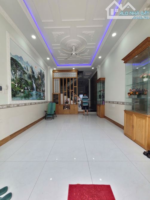 5,8Tỷ TL🔥Bán nhà 1 Trệt 3 Lầu Hoàn Công_KDC gần QL1k_Gần làng đại học p.Bình An, Tp.Dĩ An - 2