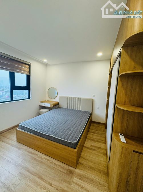 Bán CCCH 2PN-2WC 85m2  Mipec Rubik360, Xuân Thủy, hướng mát, view thoáng, sân vườn, từ 9tỷ - 2