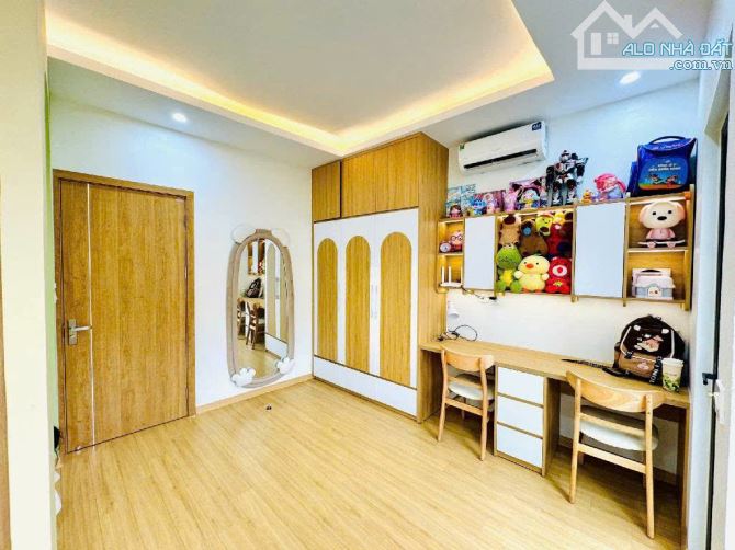 VĂN PHÚ - HÀ ĐÔNG, nhà 5 tầngx30m2, ngõ OTO tránh, thang máy, nội thất full đẹp lung linh. - 2