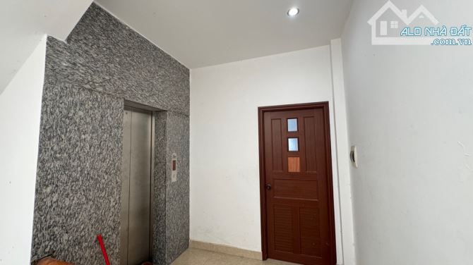 BÁN NHÀ 5 TẦNG ĐƯỜNG TỐ HỮU, ĐÀ NẴNG - VỊ TRÍ VÀNG GẦN ĐẠI HỌC NGOẠI NGỮ - GIÁ 9,X TỶ - 2