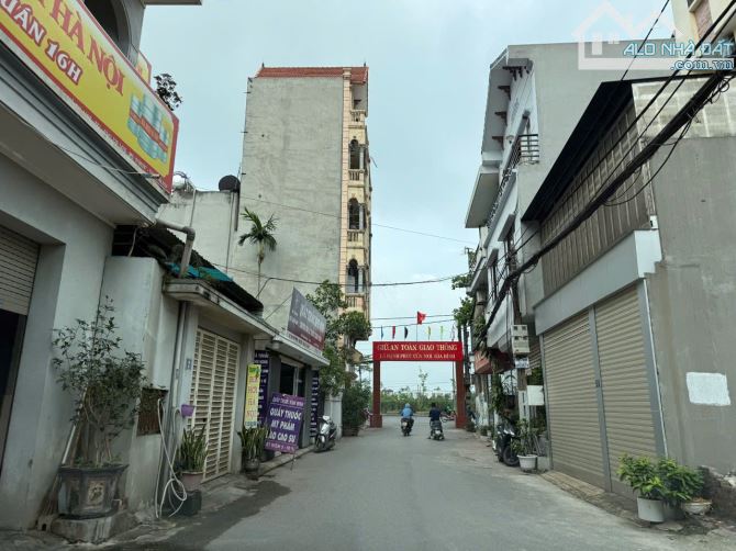 BÁN ĐẤT LÔ GÓC 62M2 TRỤC CHÍNH TDP BÌNH MINH - TRÂU QUỲ - GIA LÂM - 2