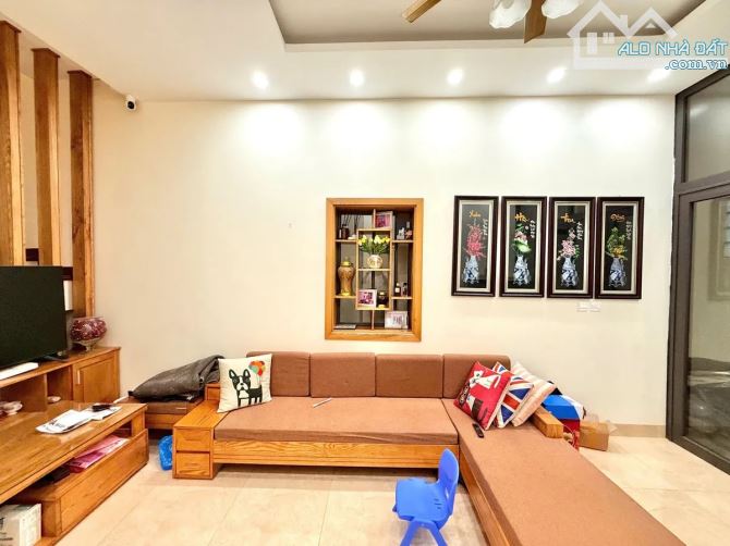 BÁN NHÀ HOA KHÔI SÁT PHỐ VŨ TÔNG PHAN, 71M2, MẶT TIỀN KHỦNG, Ô TÔ ĐỖ CỬA, 15.5 TỶ - 2