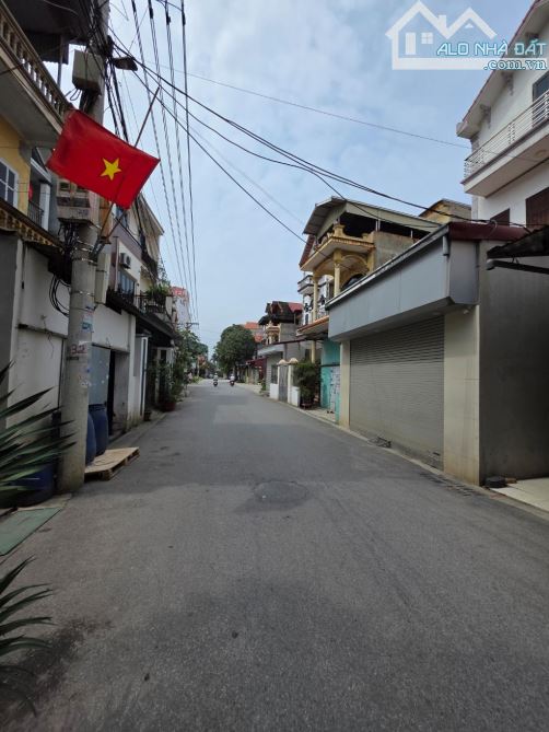 Lô Góc-OTO Tránh-Trung Tâm Công Nghiệp.Bán Đất Tân Quang-Hưng Yên,Dt 77m,Giá 5.8 Tỷ. - 1
