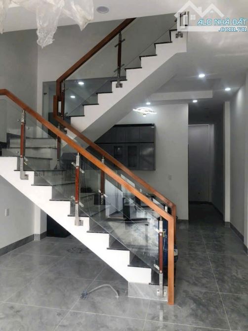 NHÀ Buôn Bán 2Mặt TIỀN ĐƯỜNG HOÀNG MINH CHÁNH 1 LẦU 1 TRỆT MỚI XÂY - 2