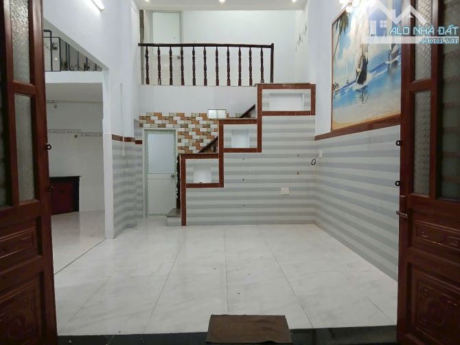 BÁN NHÀ PHƯỜNG TÂN HẠNH – 1 TRỆT 1 LỬNG .Kia Morning vào tận nơi.86m2 - 2