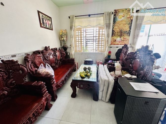 Bán nhà trong ngõ đường Số 8, Linh Xuân, Thủ Đức. DT 174m2, 2 tầng, 4PN, SH, giá 6.15 tỷ. - 2