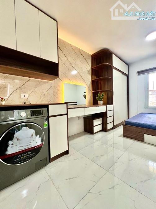 BÁN CĂN HỘ TT ĐỒNG XA, MAI DỊCH - LÔ GÓC - VIEW MẶT PHỐ - 31/70M2 - 3.68 TỶ - 2