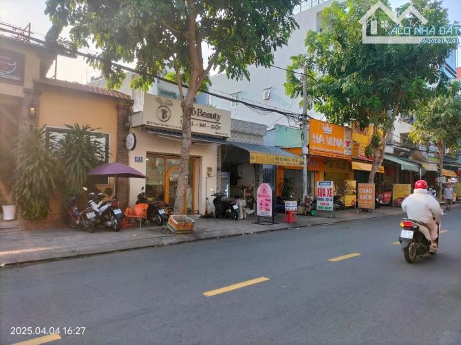 GÒ VẤP, NHÀ MẶT TIỀN PHẠM VĂN BẠCH DT 5x15m 70m2, NHÀ C4 - 2