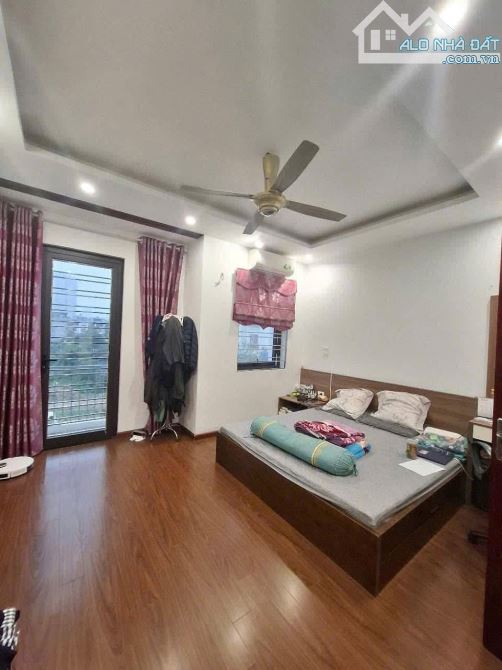 Cần bán gấp trong tuần chung cư trung tâm Hà Đông 84m full nội thất sổ đỏ nhỉnh 4 tỷ - 2