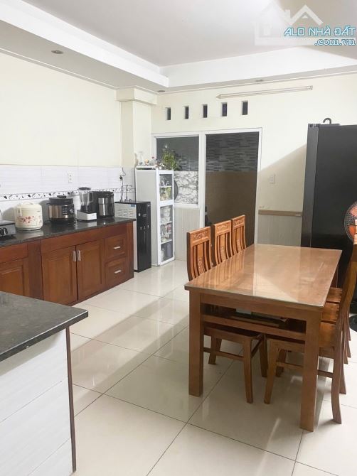 Hẻm xe tải Bình Lợi, Bình Thạnh, 5 tầng, 5 phòng ngủ, 4x15m vuông đẹp - 2