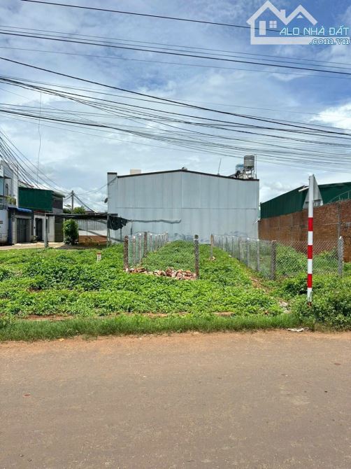 ĐẤT ĐƯỜNG GIẢI PHÓNG THÔN 2 CƯ BUR: 2.79 tỷ - 2