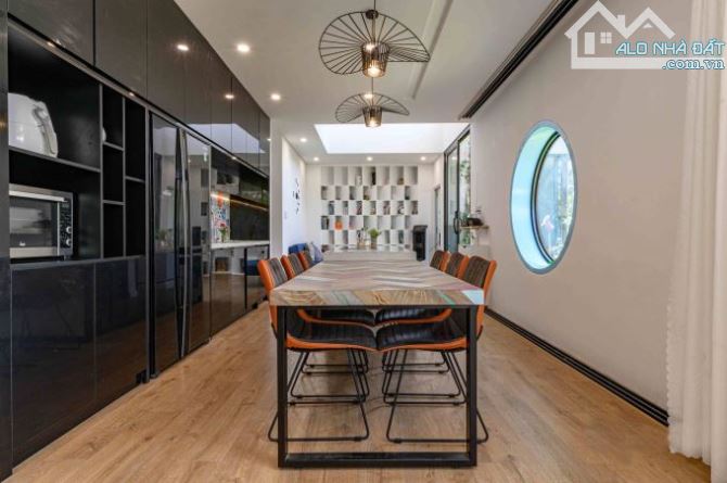 Siêu Hiếm – Biệt Thự Lô Góc 2 Mặt Tiền – 200m² Thực Tế – Trung Tâm Trịnh Công Sơn– 45 Tỷ - 2