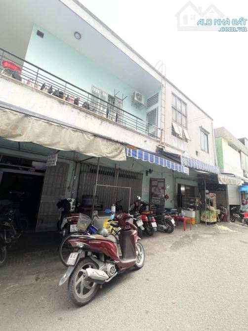 👉Bán nhà,Căn Góc Hai Mặt Tiền Kinh doanh 🌿chợ hoàng hoa thám P 13 Tân Bình  Ngang 4,3M - 3