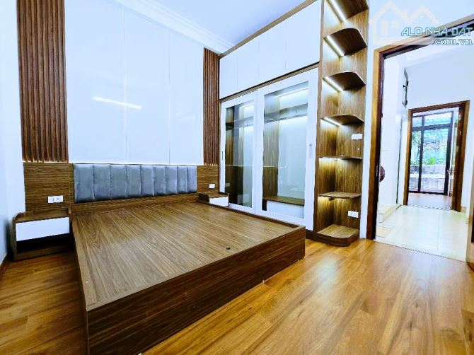 HẠ ĐÌNH- THANH XUÂN- NHÀ ĐẸP DÂN XÂY- 2 THOÁNG TRƯỚC SAU- 10M RA ÔTÔ- FULL 99% NỘI THẤT - 3