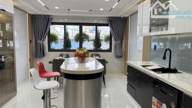 Nhà mới xây 6 tầng thang máy Hẻm 8m thông Lê Đức Thọ P15 Gò Vấp 4x22m Giá 15.2 Tỷ - 3