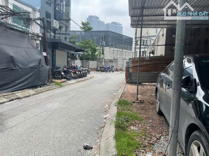 ĐẤT – LÔ GÓC – VỈA HÈ – ÔTÔ TRÁNH – KD – GẦN BV HỒNG NGỌC – LÊ QUANG ĐẠO – 85M², M6m. - 3