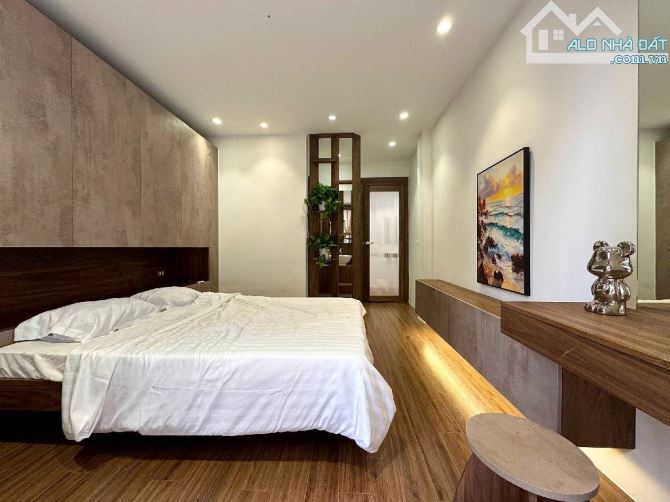 Bán nhà phố trương định 29m2 4 tầng mt 3.7m – Lô góc 2 thoáng  - giá 6.95 tỷ - 3
