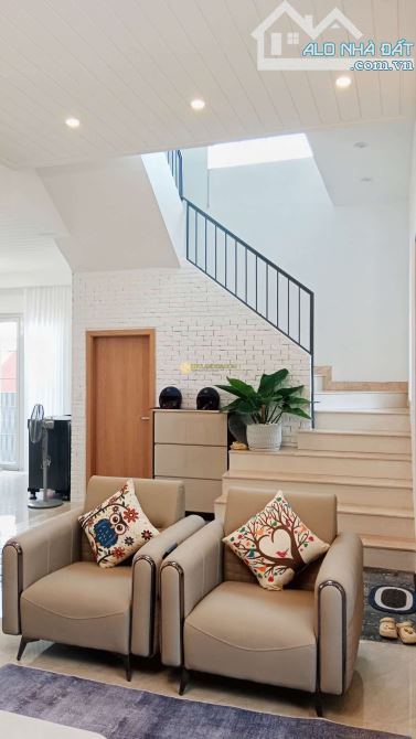 🌟 BÁN VILLA 2 TẦNG – HẺM Ô TÔ LỚN – TRỊNH HOÀI ĐỨC, PHƯỜNG 11, ĐÀ LẠT - 3