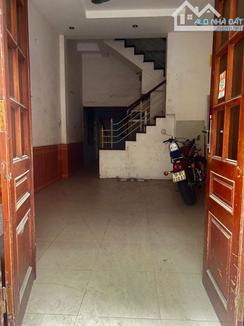 NHỈNH 15 TỶ NHÀ PHÂN LÔ, Ô TÔ HOÀNG QUỐC VIỆT, CẦU GIẤY, DIỆN TÍCH 41M, 4 TẦNG, MT 4.1M - 3