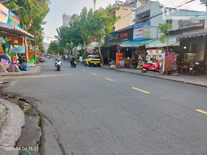 GÒ VẤP, NHÀ MẶT TIỀN PHẠM VĂN BẠCH DT 5x15m 70m2, NHÀ C4 - 3