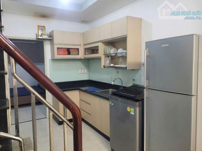 NAY BÁN - MAI ĐI MỸ  -  NHÀ KHU QH  PHÂN LÔ ĐỒNG BỘ ĐƯỜNG  6M LẠC LONG QUÂN, QUẬN 11, GIÁ - 3