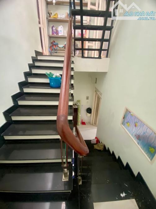 Bán Nhà  TÂN QUÝ,Quân Tân Phú, 3 TẦNG,Ngang 5 Hiếm có, HẺM Ô TÔ – 70M2 CHỈ 9.5 TỶ - 3