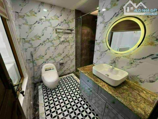 Nhà mặt đường 18M Mộ Lao, Hà Đông, Plô vỉa hè trục chính kinh doanh, 72m2*4T, M.tiền 4,5m - 4