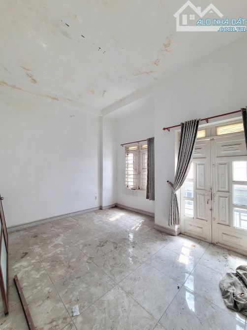 3ty350 70,5m2 nhà 1 trệt 2 lầu 1 lửng quá rẻ cách đường Lê Thị Trung 50m p.Bình Chuẩn - 4