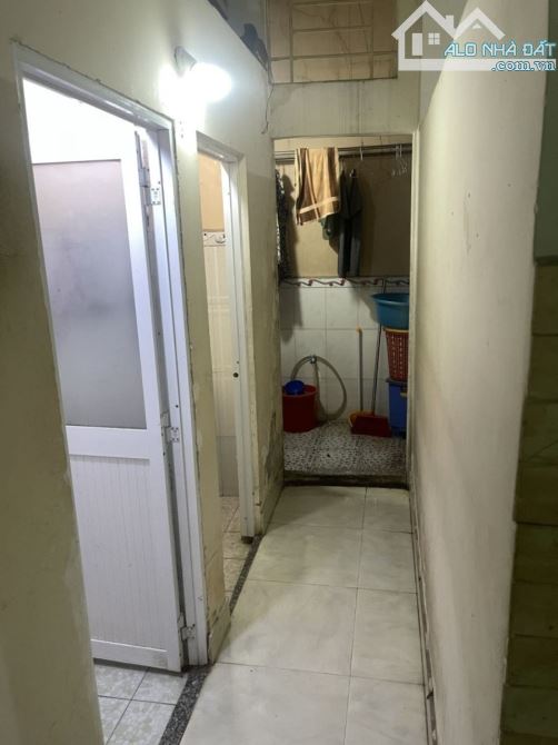 Bán nhà đường Cao Xuân Dục, Q.8, P.12. DT 131m2, 3 tầng, 5PN, Sổ Đỏ, giá 7.5 tỷ. - 4