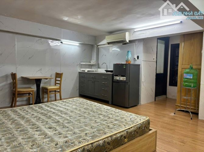 Bán nhà 3 tầng x 120m2 gần đường Trần Phú và Bạch Đằng , Hải Châu , Đà Nẵng - 4