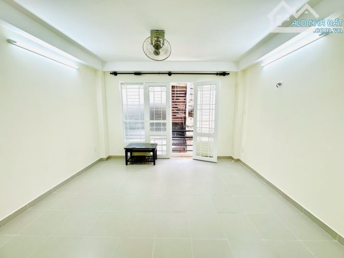 TIN ĐƯỢC KO?! HXH Q10 - NHÀ 4 TẦNG BTCT TÔ HIẾN THÀNH  - NGANG LỚN 4.1M GIÁ 6,6 TỎI - 4