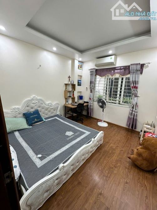 NHÀ ĐẸP MỸ ĐÌNH – 36M² – 5 TẦNG – NGÕ THÔNG – GẦN SÂN VẬN ĐỘNG – GIÁ 8.35 TỶ - 4