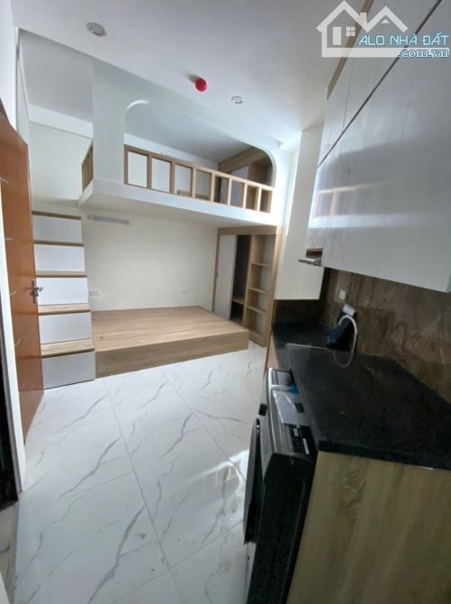 Cho Thuê CCMN 313 Quan Nhân Thanh Xuân 25m2 Gác Xép Giường Dưới Cửa Sổ Ban Công Thang Máy - 4